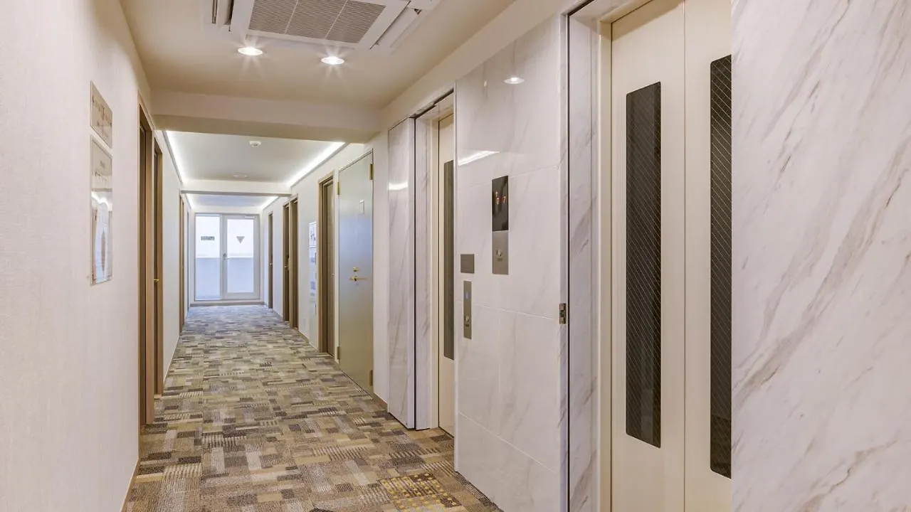 Toyoko Inn Osaka Bentencho 3*,  Japan